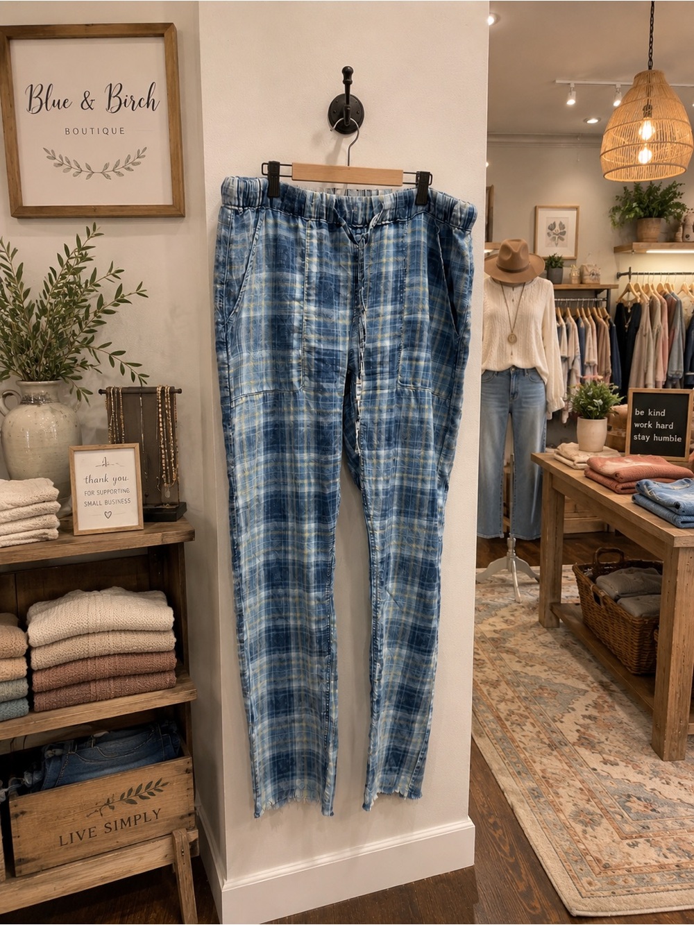 Easel Blue Yellow Plaid Cotton Pull-On Pants Size Large Raw Hem